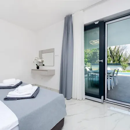 Violeta & Katharina Villa Rovinjsko Selo