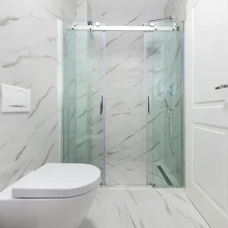 Violeta & Katharina Villa *