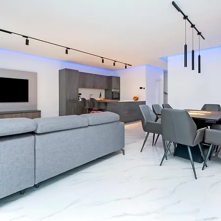 Violeta & Katharina Villa Rovinjsko Selo