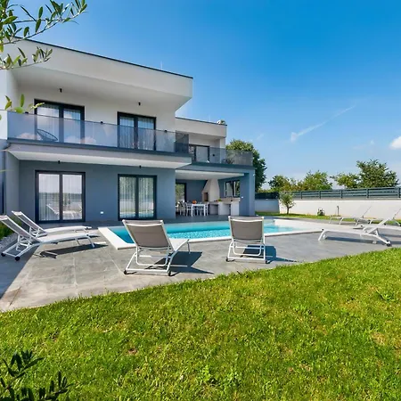 Villa Violeta & Katharina *