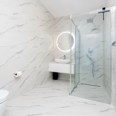 Violeta & Katharina Rovinjsko Selo