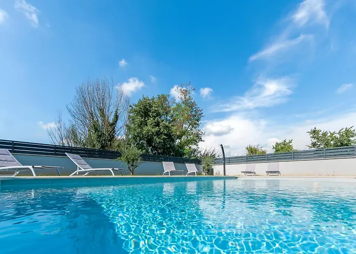 Violeta & Katharina Rovinjsko Selo