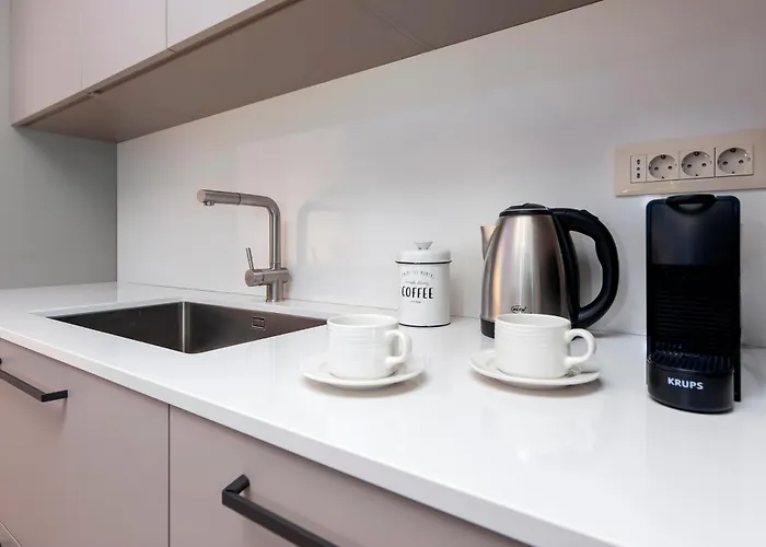 Violeta & Katharina Vila *