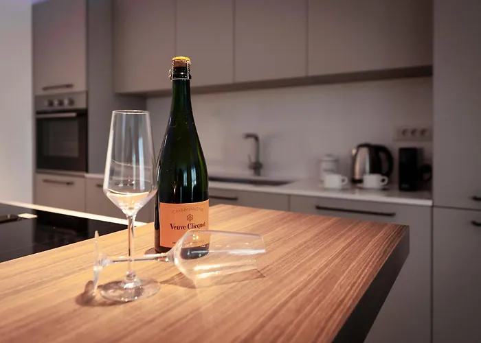 Violeta & Katharina Vila *