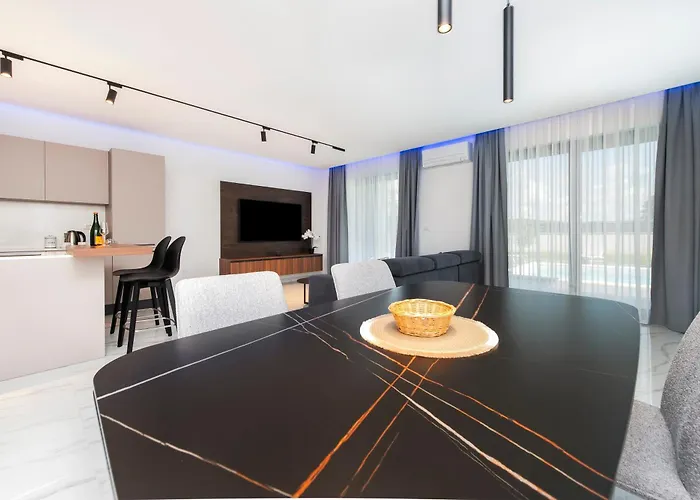 Violeta & Katharina * Rovinjsko Selo