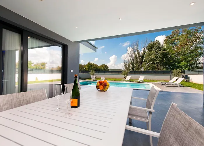 Vila Violeta & Katharina