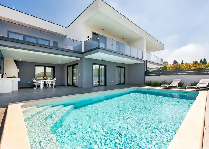 Violeta & Katharina Rovinjsko Selo