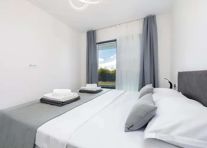 Vila Violeta & Katharina *