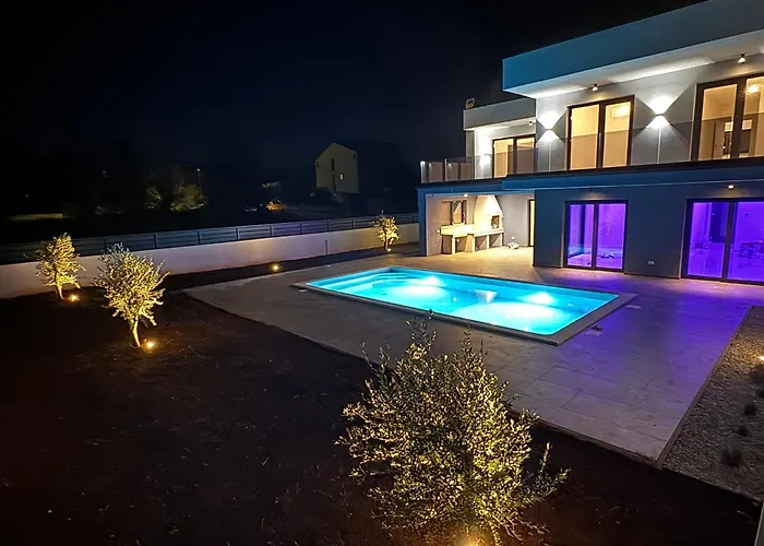 Violeta & Katharina Vila *